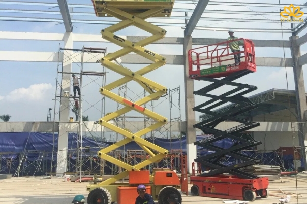 Du an cho thue xe nang nguoi S Boom lift tại KCN VSIP 3